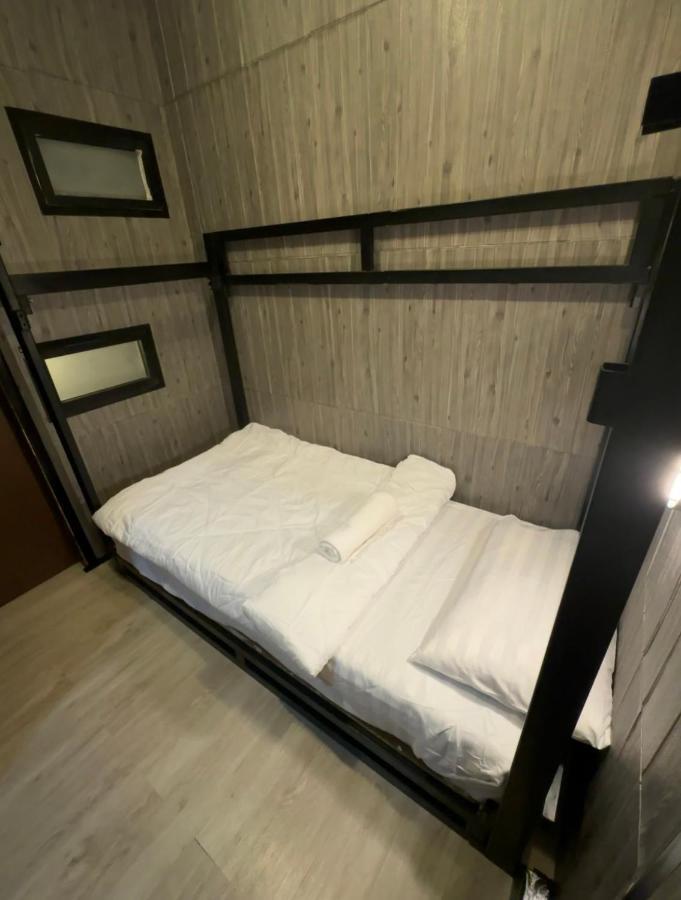 Bed Bangkok Hostel Buitenkant foto