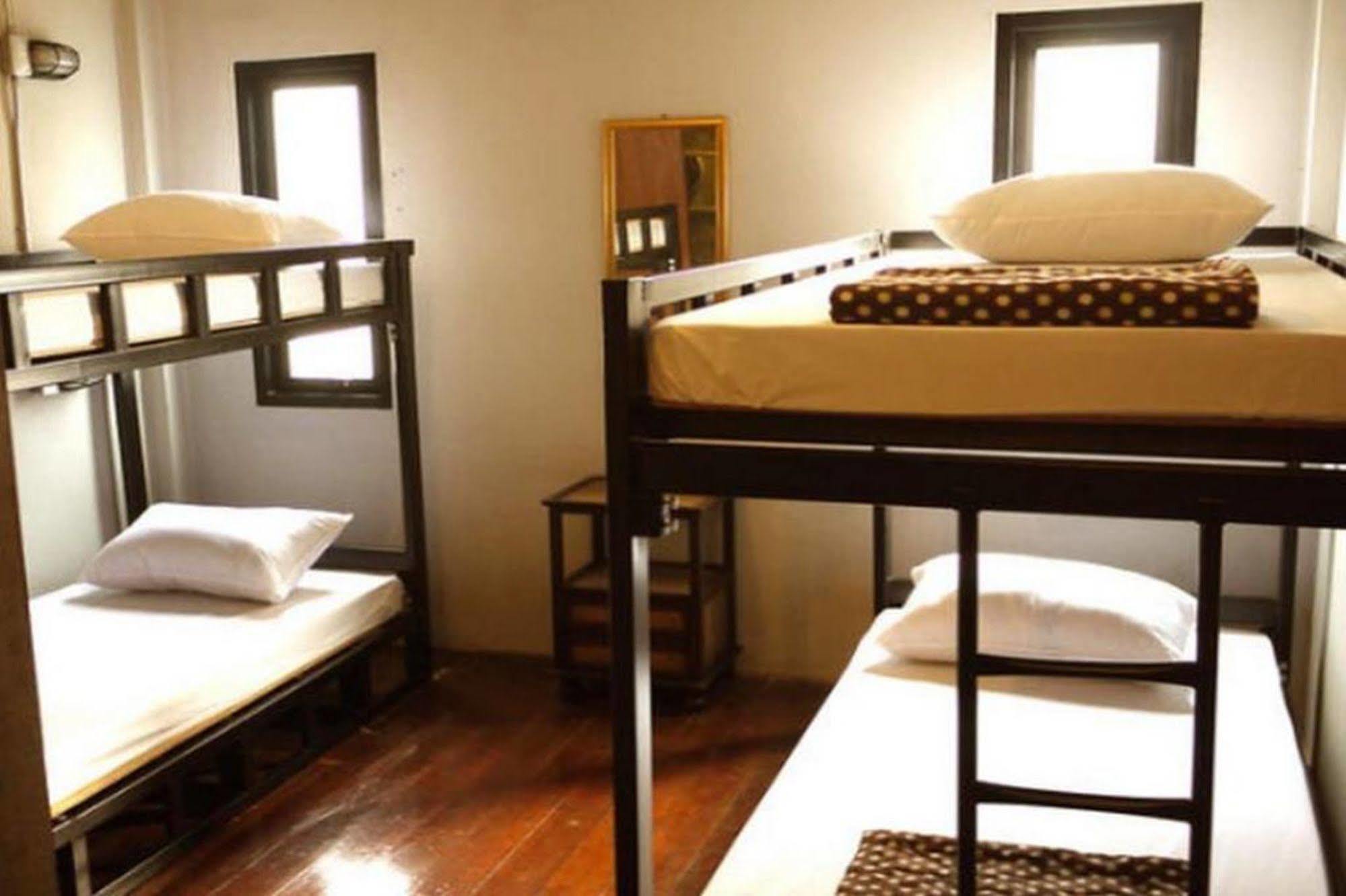 Bed Bangkok Hostel Buitenkant foto