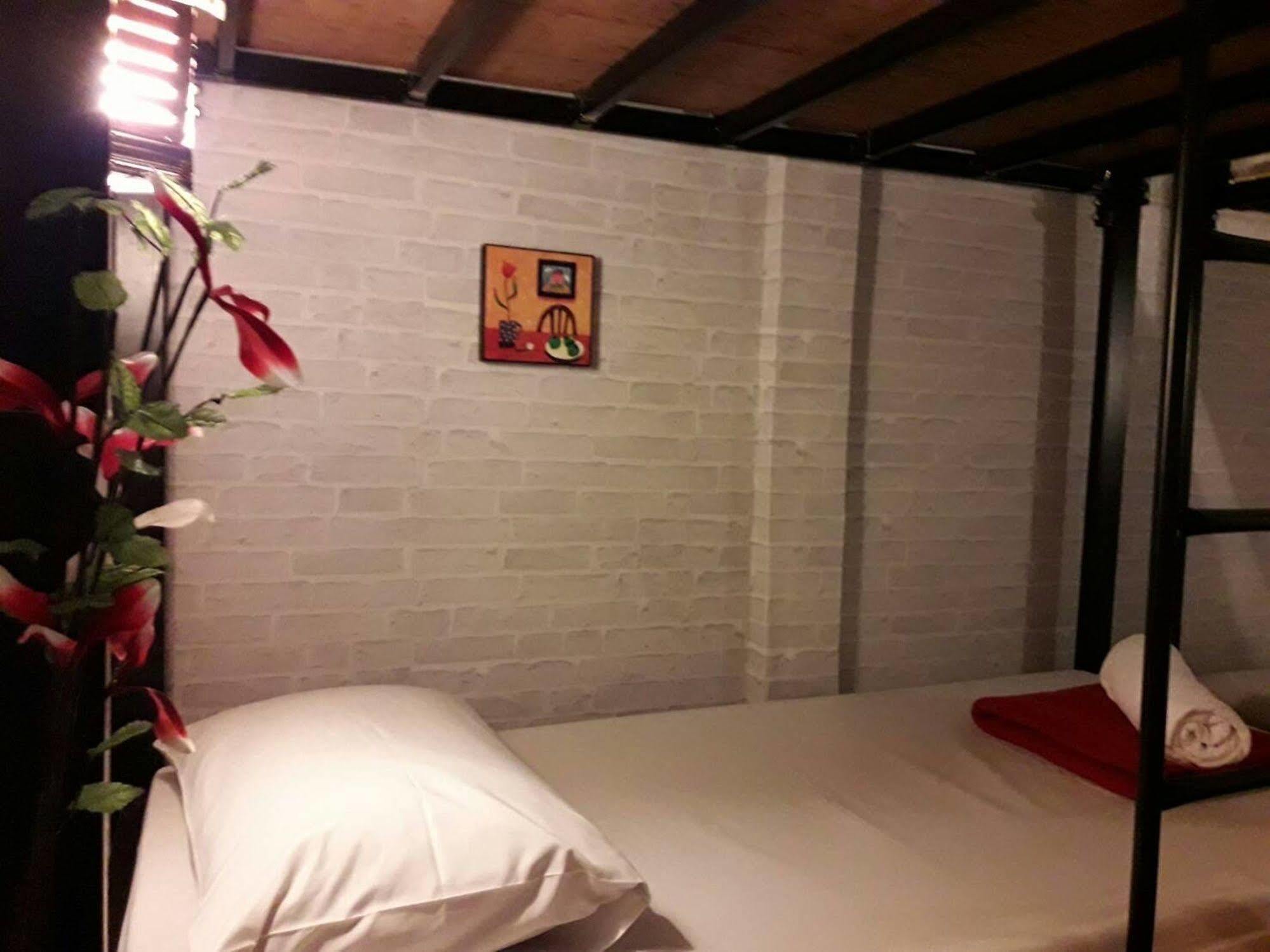 Bed Bangkok Hostel Buitenkant foto