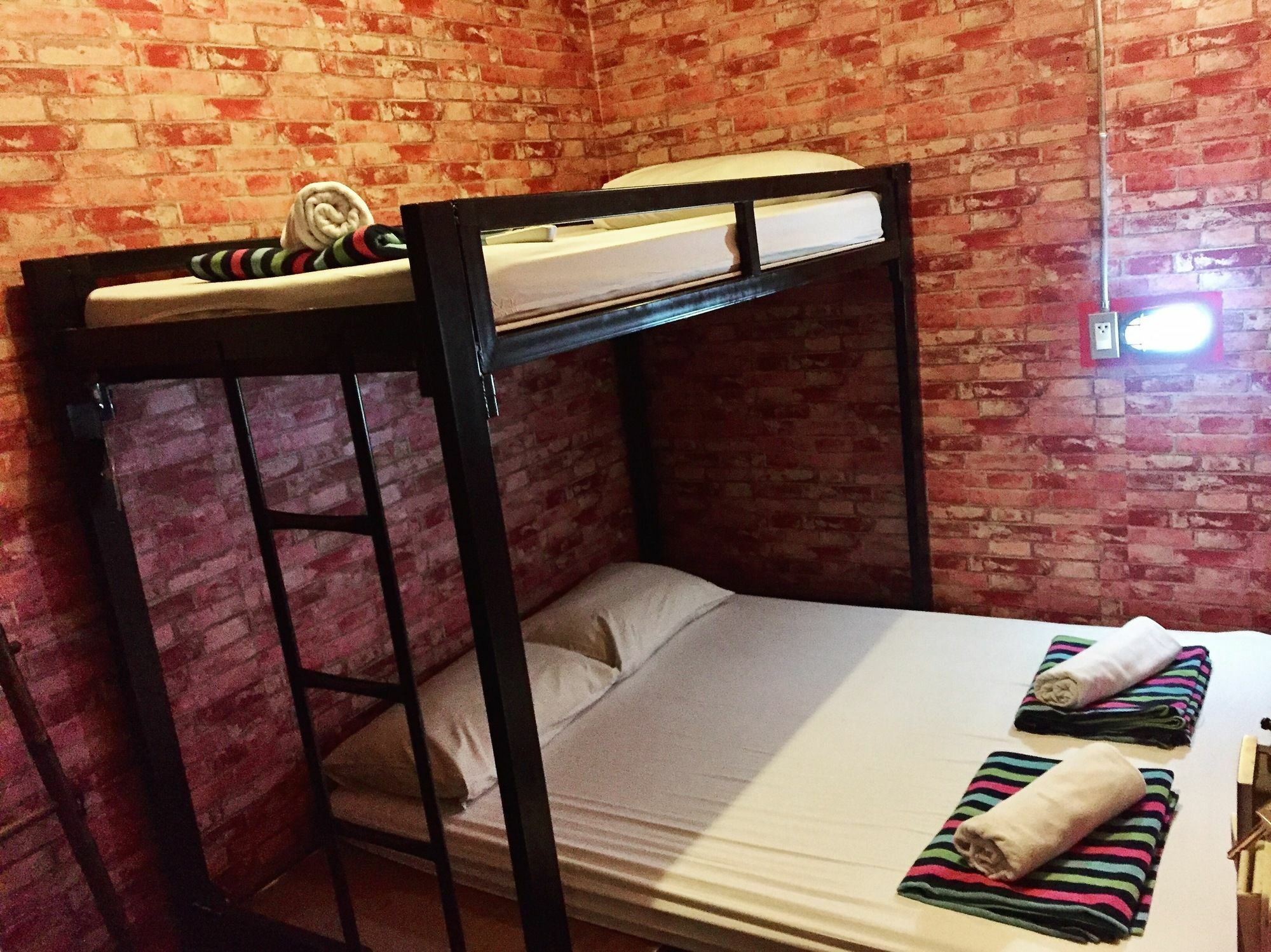 Bed Bangkok Hostel Buitenkant foto